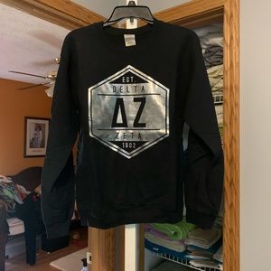 Delta Zeta crewneck